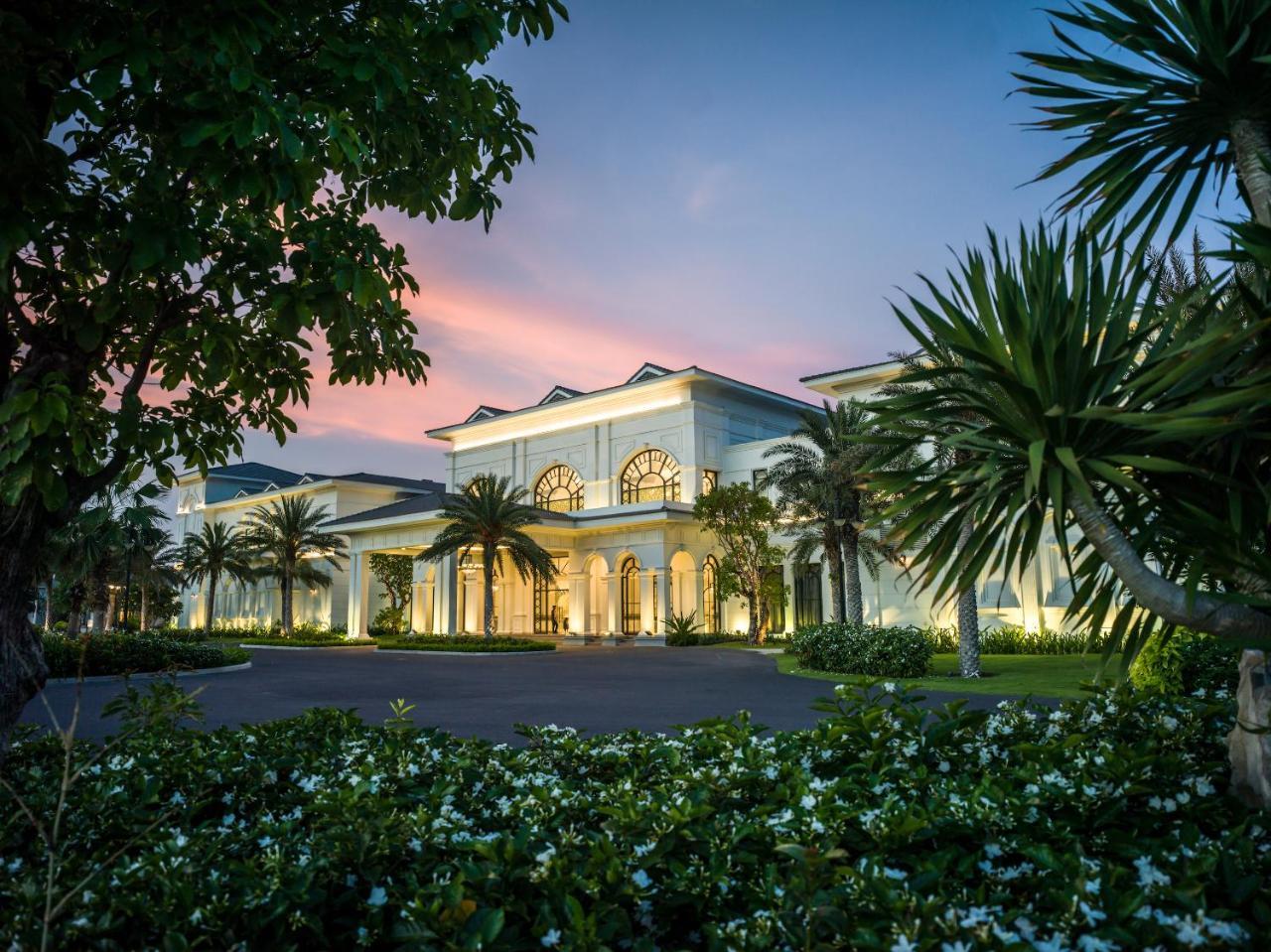 Melia Vinpearl Cam Ranh Beach Resort Extérieur photo